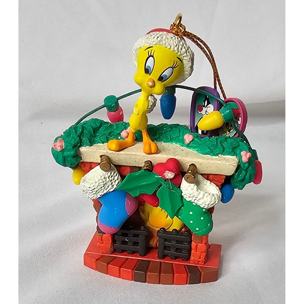 VTG Warner Bros Tweety Bird Ornament 3in Yellow 1996 Vintage Fireplace Christmas
